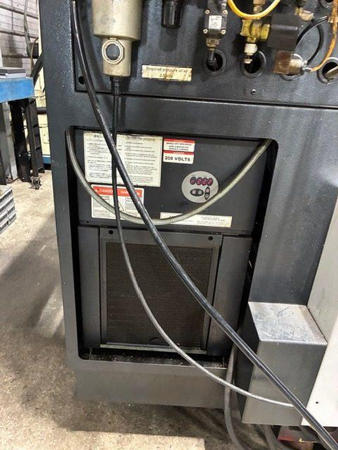 Used 2009 Mazak Nexus VCN 510C/40 II with Chip Conveyor, 48 Station Side Mounted ATC, CAT 40, 12,000 RPM, ONLY 2,201 CUT HOURS!!