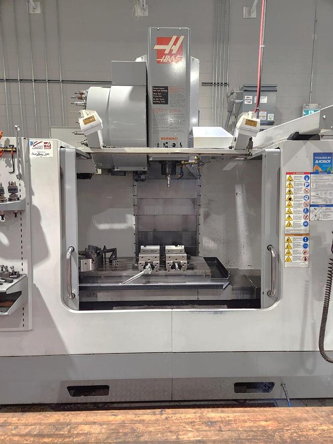 Used 2007 Haas VF4B with 4th Axis Drive, 24 Pos. Side Mounted ATC, 10,000 RPM, 2 Spd Gearbox, Pcool, Chip Auger, Nice Shape