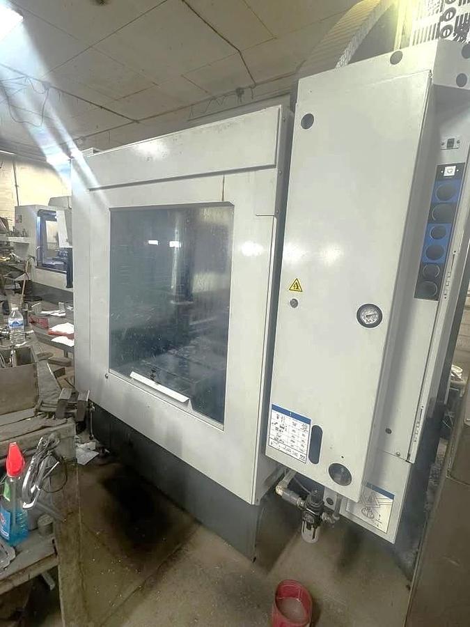 Used 2022 Haas VF4 with Probing, 30 Station Sidemount ATC, HSM, Hi Press Coolant, Pcool, 8100 RPM, Vices, Tool Holders Included