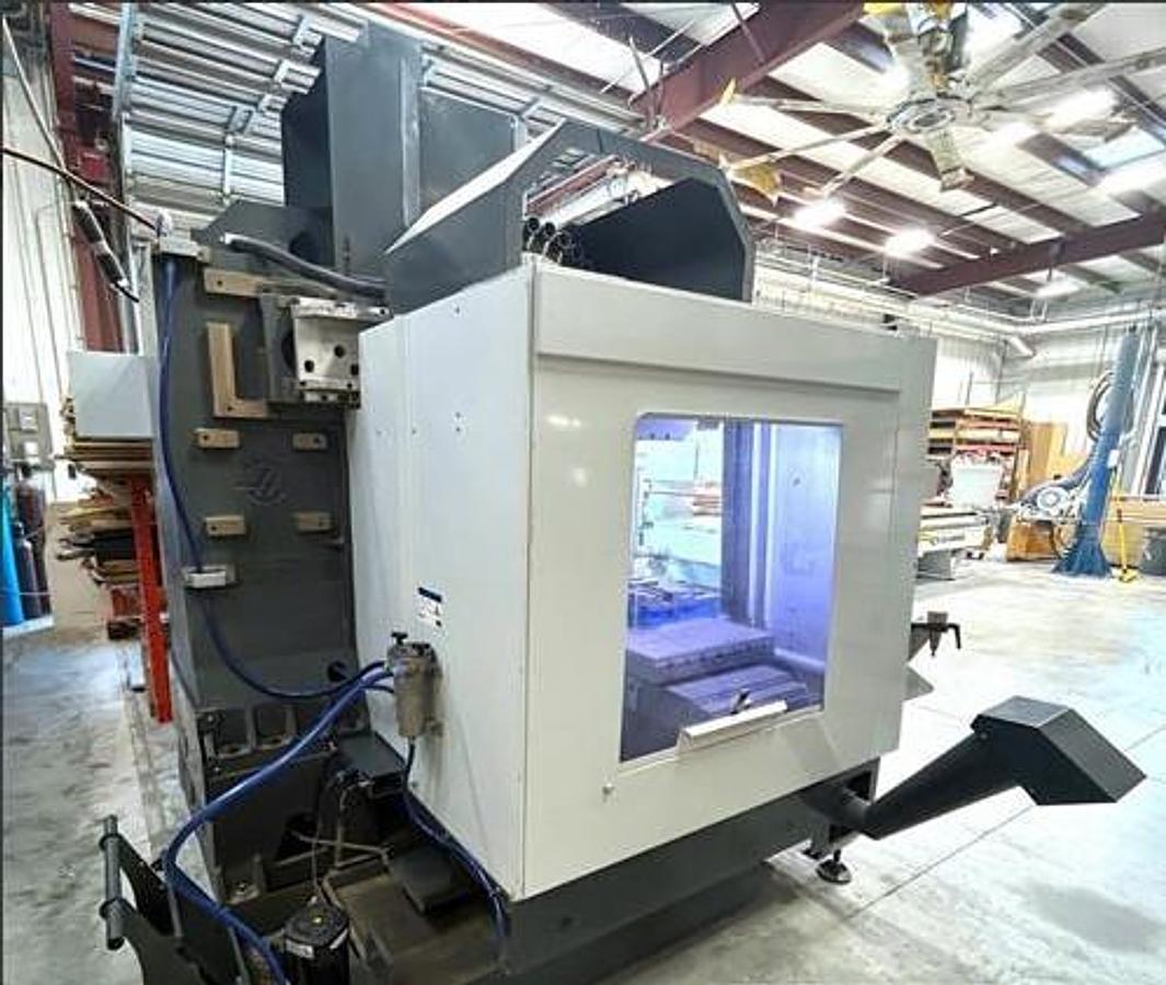 Used 2020 Haas VF-3YT/40 with Haas HRT210 Rotary Table, 10,000 RPM, Renishaw Probing, 30 Station Side Mounted ATC