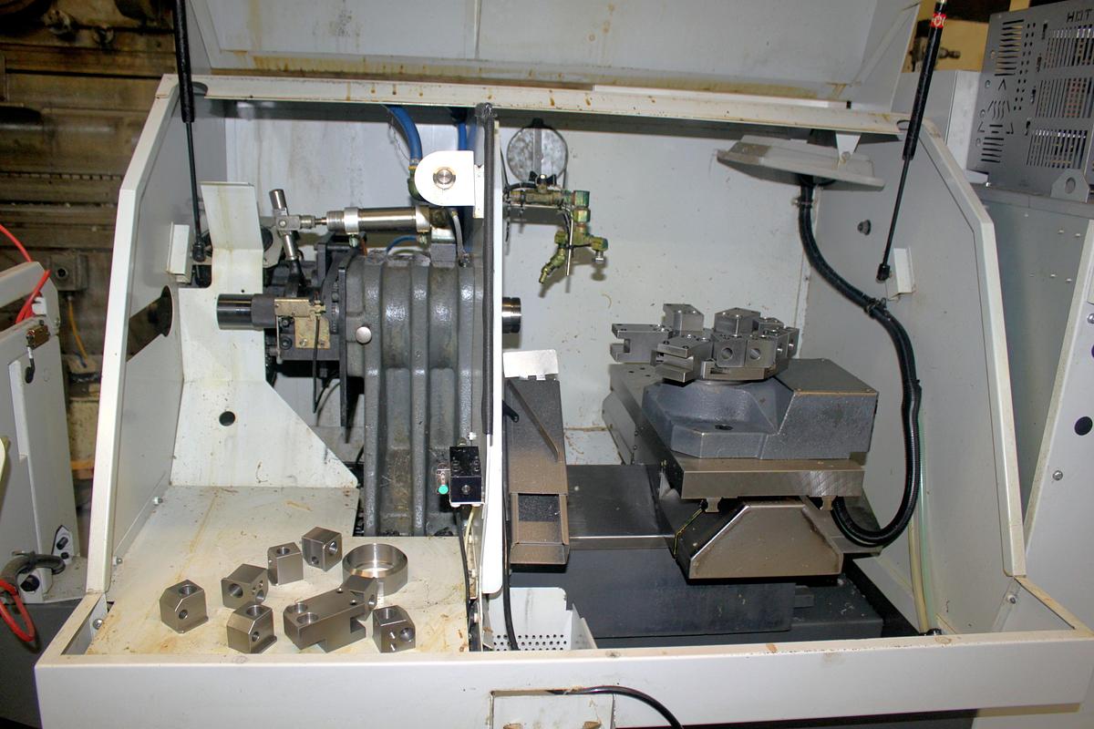 Used 2018 Haas CL-1 Chucker Lathe w/ 8 Station Turret, Haas CL-1 Series Barfeeder, Collet Nose, Partrs Catcher, 1" Bar Cap., Rigid Tap