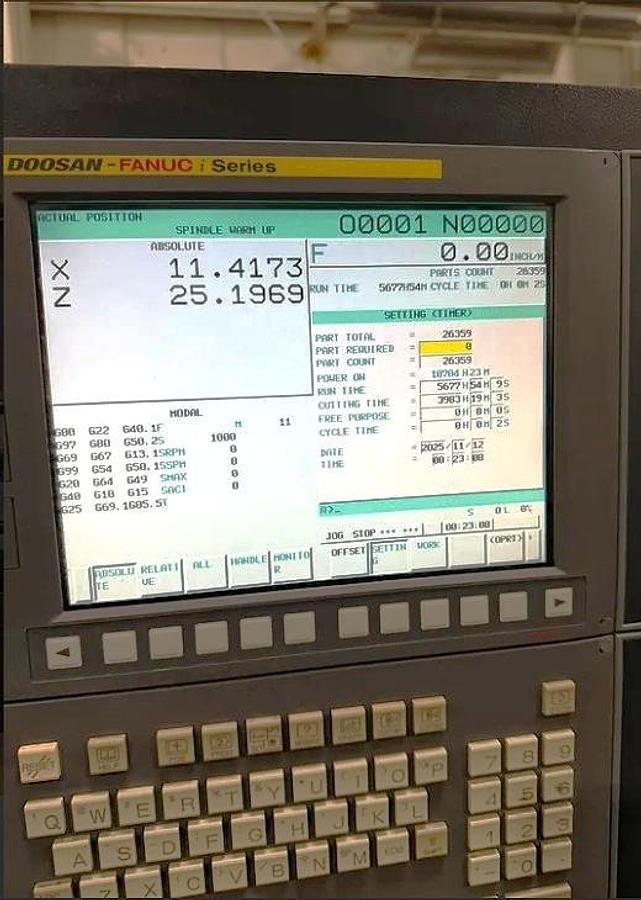 Used 2015 Doosan Lynx 220LC with 8" Hyd Chuck, Toolsetter, Tailstock, Parts Catcher, Chip Converyor, Barfeed Interface ONLY