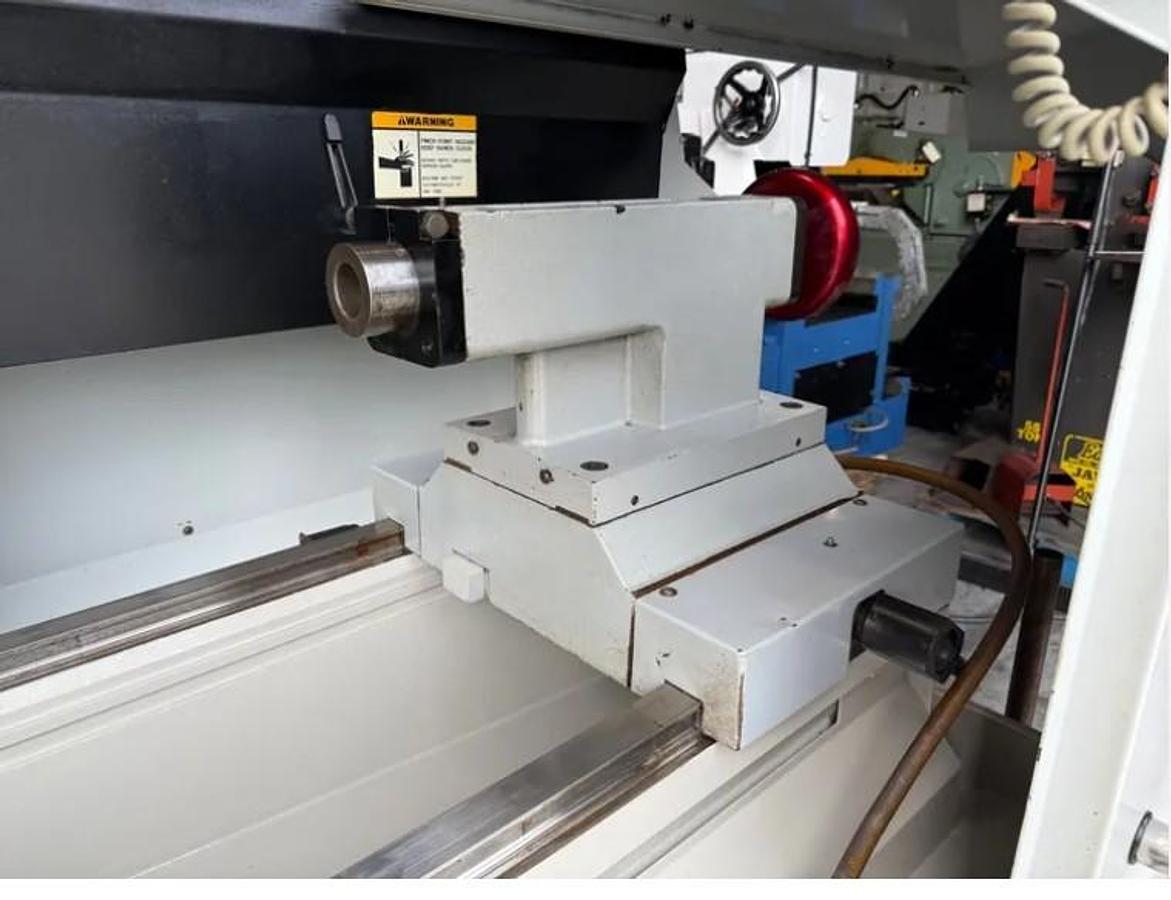 Used 2006 Haas TL-3 with Tailstock, 12" Chuck, Fully Enclosure, Coolant Tank/Pump, Just 4741 Spindle Hours !!