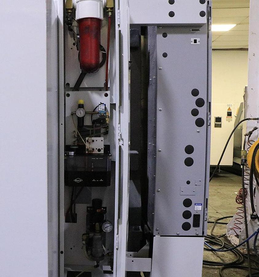 Used 2010 Haas VF-2SSYT