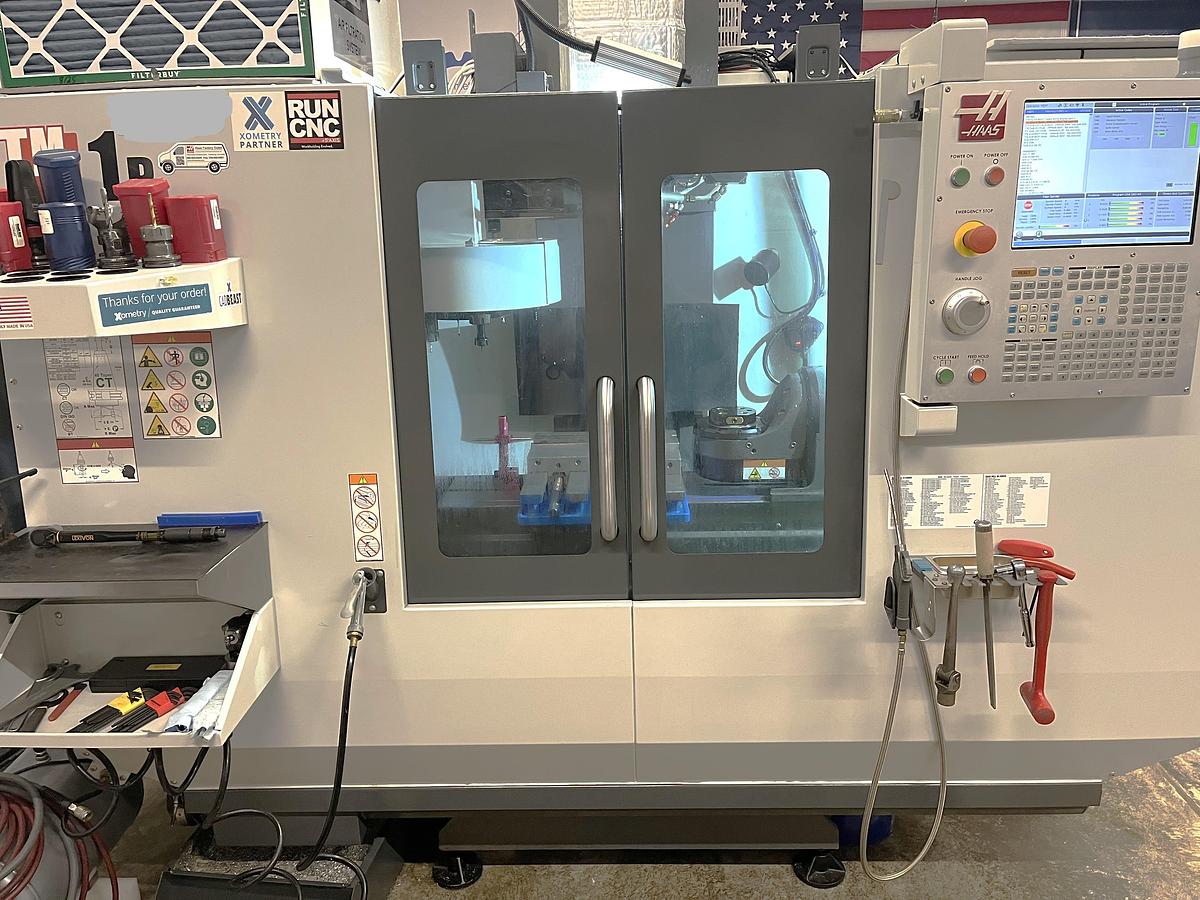 Used 2020 Haas TM-1P with Haas TRT100 5th Axis Table, Haas Probing, Prog. Coolant, 10 ATC, High Spd Machining, ONLY 1,351 Feed Cut Hrs.