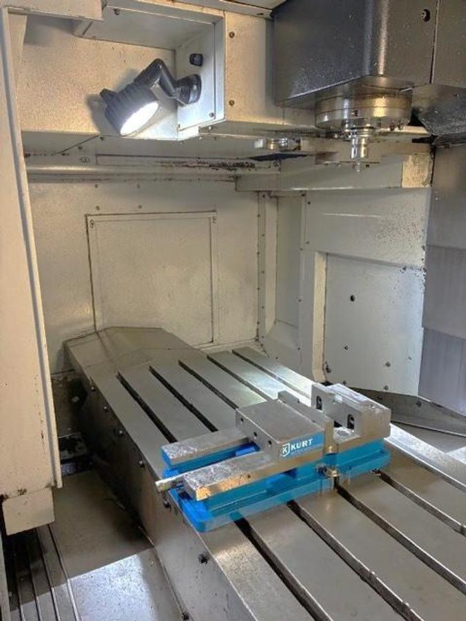 Used 2009 Mazak Nexus VCN 510C/40 II with Chip Conveyor, 48 Station Side Mounted ATC, CAT 40, 12,000 RPM, ONLY 2,201 CUT HOURS!!