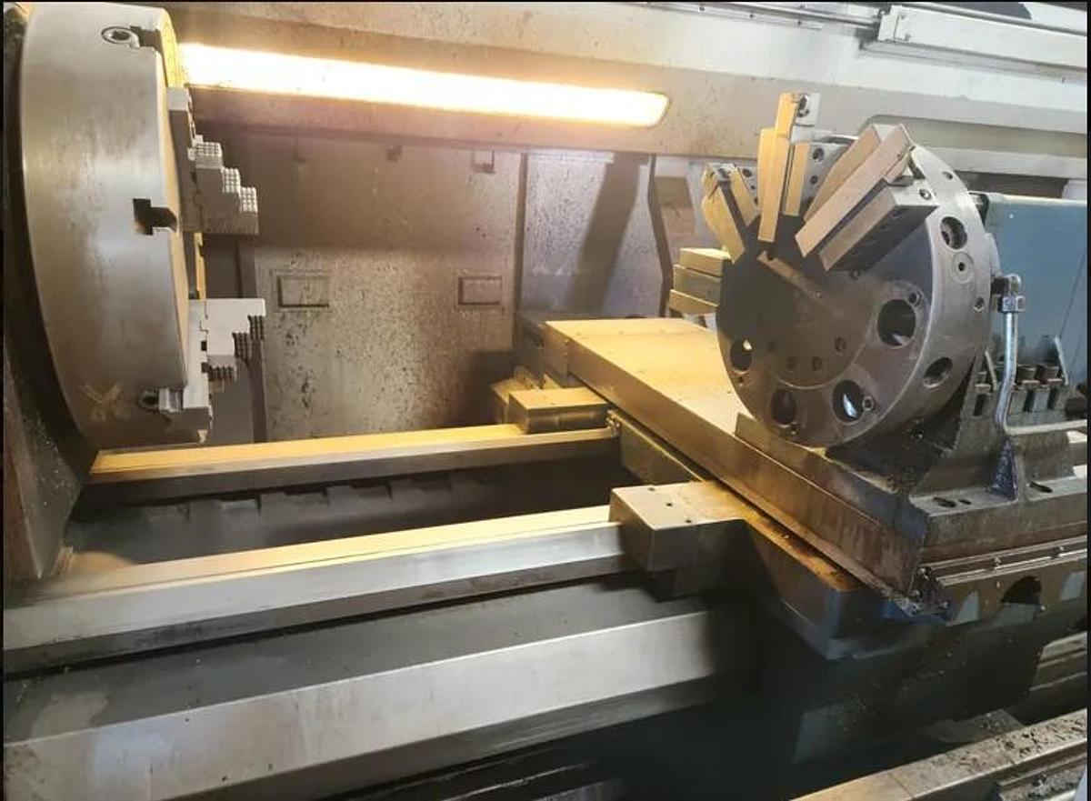 Used 2006 Romi M33 x 80" Oilfield Type Hollow Spindle Lathe with 10.5" Bore, Steady Rest, Chip Conveyor, Tailstock