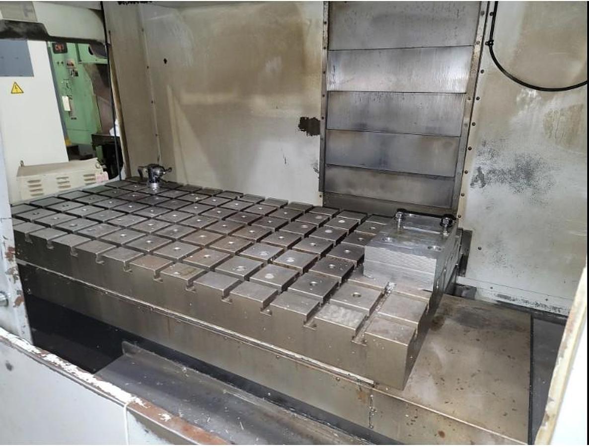 Used 2005 Haas VF-3YT/40 Coolant Thru the Spindle, Remote Jog Handle, 24 atc Side Mount Tool Changer, 4th Axis Pre-Wired 2-Speed Gear Box