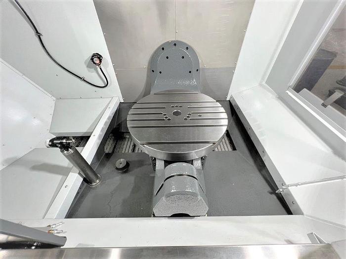 Used 2021 Haas UMC-1000SS
