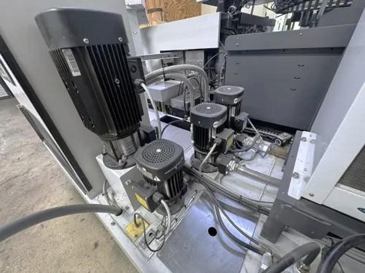 Used 2015 Mitsubishi MV2400S with 4 Axis Simultaneous Cutting, U & V Axis, Auto Threading, Submerged Cutting, Deionized Water System