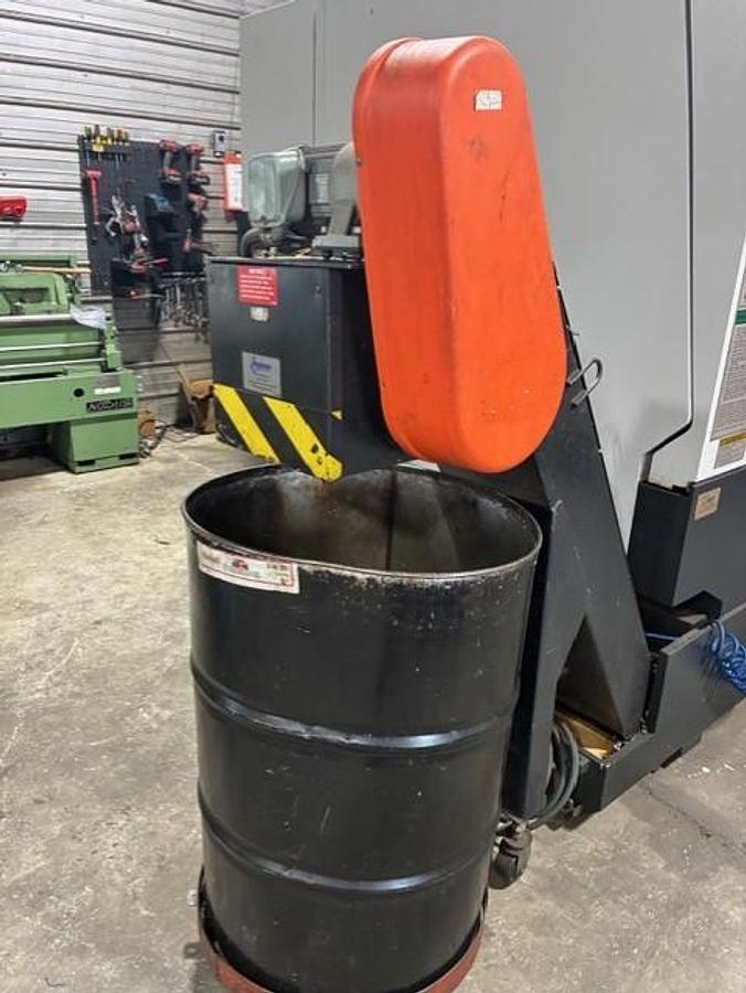 Used 2009 Mazak Nexus VCN 510C/40 II with Chip Conveyor, 48 Station Side Mounted ATC, CAT 40, 12,000 RPM, ONLY 2,201 CUT HOURS!!