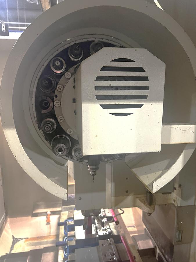 Used 2004 Chevalier 1418-Plus CNC VMC with Rigid Tapping, 12,000 RPM, BT30 Taper, 16 Pos. ATC, Fanuc 0i Mate-MB Control