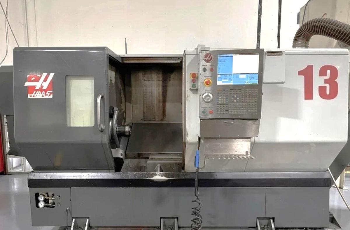 Used 2014 Haas ST-30 with Royal Collet Chuck, 3" Bar Cap., Chip Conveyor, Tailstock, Tool Presetter, 21" x 32.5" Capacity, Auto Door, Hi Press Coolant