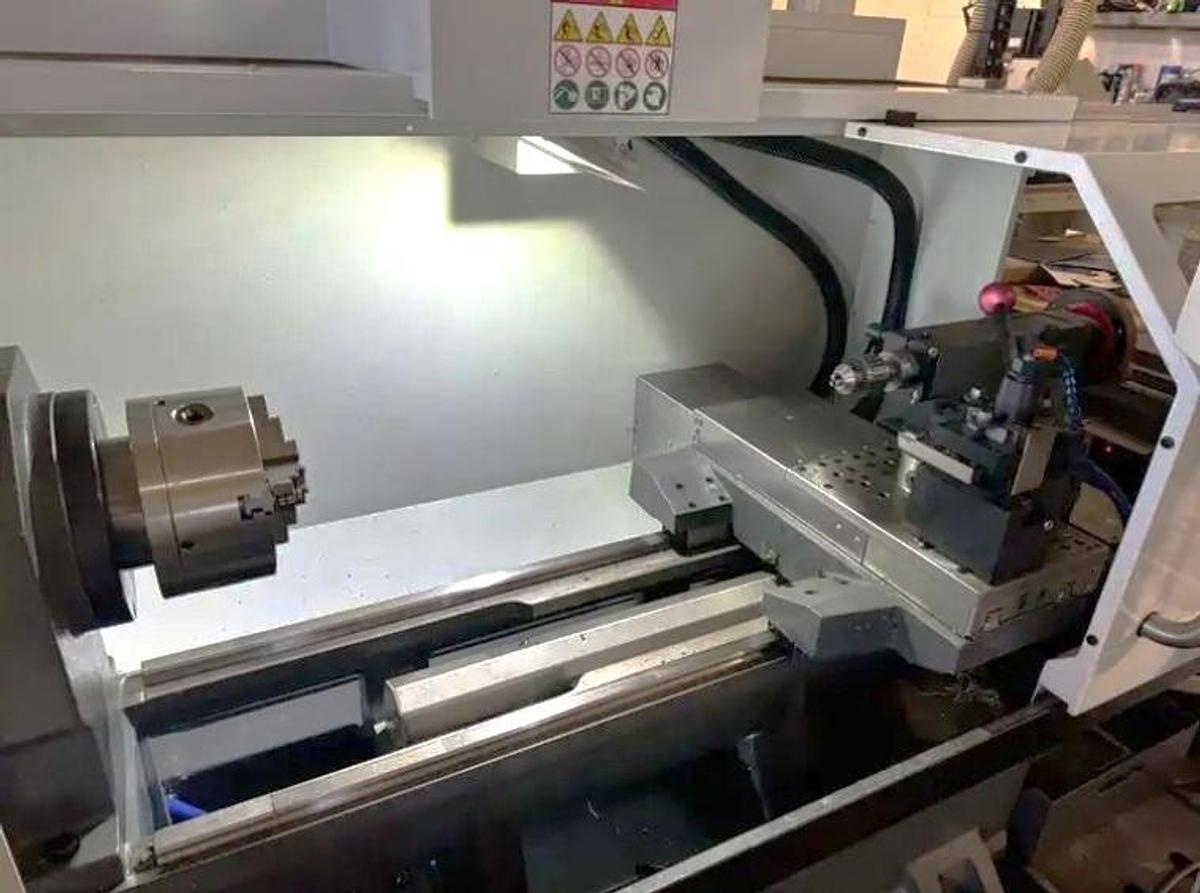 Used 2019 Haas TL-1 with 2.31" Bore, 8" 3 Jaw Chuck, Tailstock, Some Tooling, USB Port 