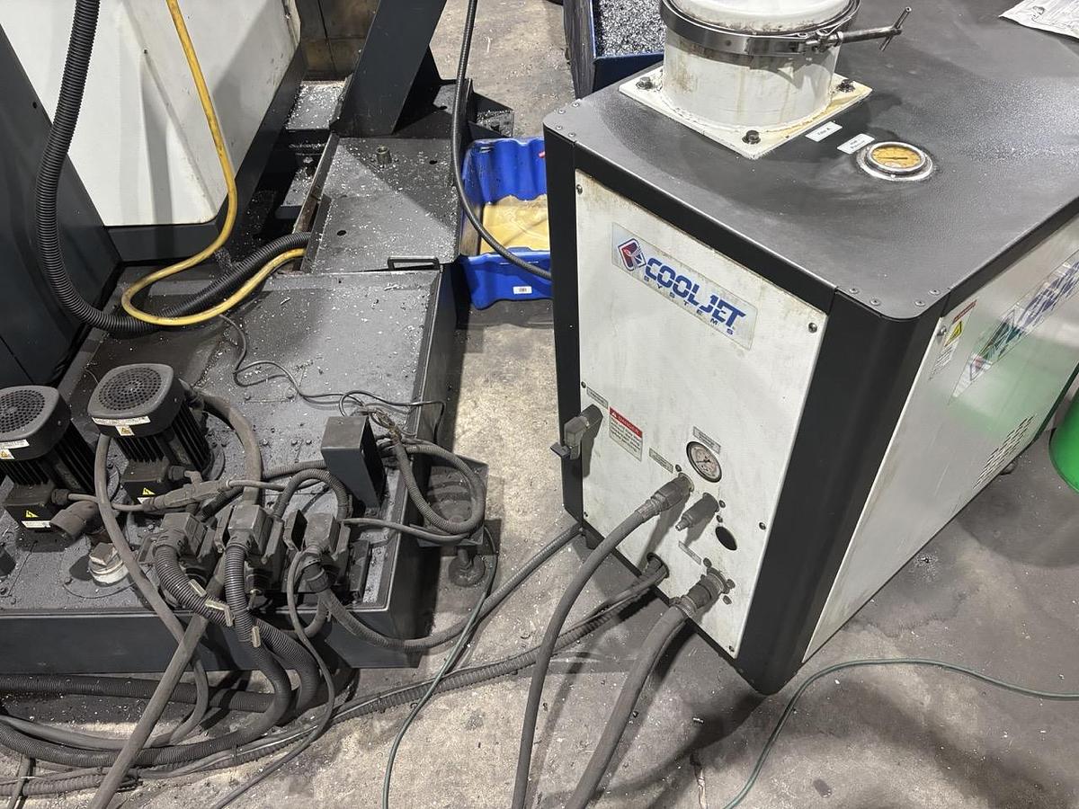 Used 2012 DMG Mori DuraVertical 1035 eco with Coolant Thru Spindle, 4th Axis Ready, 40 Station ATC, 12,000 RPM, CAT 40, Mitsubishi Control