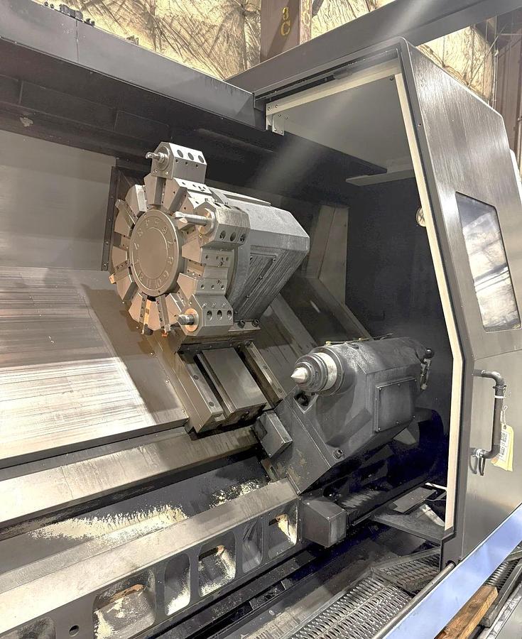 Used 2013 Doosan Puma 700A with 18" Hyd. Chuck, 6.5" Bar Capacity, 63" cc, Tailstock, Chip Conveyor, Tool Presetter, Fanuc 32i Cntrl