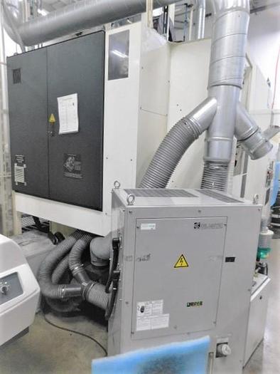 Used 2008 Makino V33i Graphite 3+2 Type 5 Axis Mill