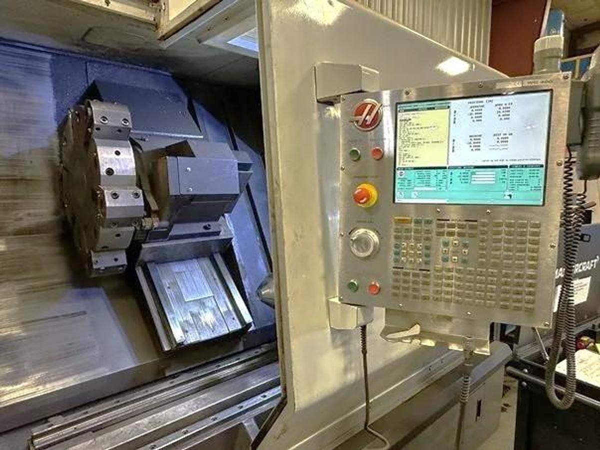 Used 2014 Haas ST-45M with Milling Capability, 18" Hyd. Chuck, 6.5" Bar Capacity, Chip Conveyor, Tailstock,