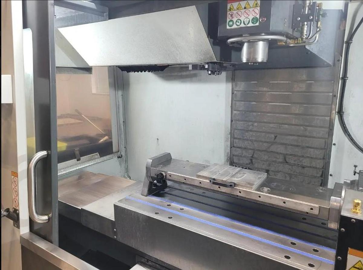 Used 2021 Haas VF-3SS