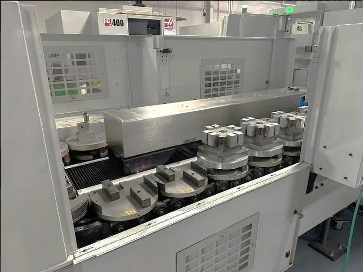 Used 2016 Haas UMC-750SS with Midaco 19 Pallet Changer System, Coolant Through Spindle, 15,000 RPM, Probing, 40 Position ATC