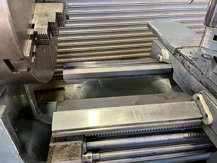 Used 1981 Leblond 24"x132" Sliding Gap Bed Lathe