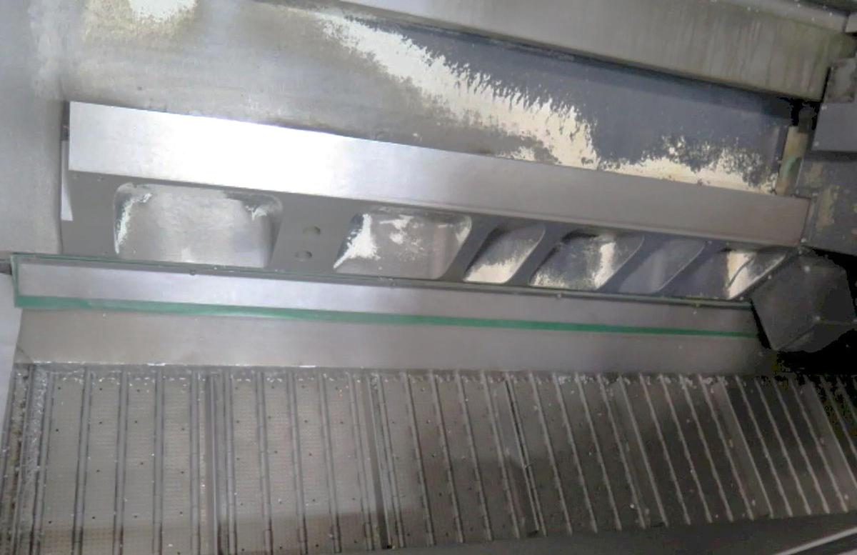 Used 2013 Doosan Puma 700A with 18" Hyd. Chuck, 6.5" Bar Capacity, 63" cc, Tailstock, Chip Conveyor, Tool Presetter, Fanuc 32i Cntrl