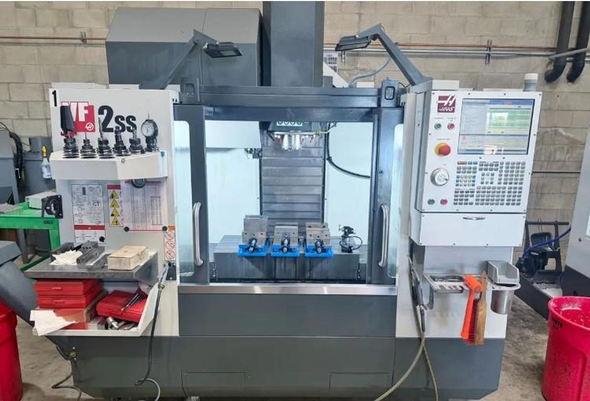 Used 2022 Haas VF-2SS w/ Haas Probing, High Speed Machining, 30 Station ATC, Auger, Pcool, Next Gen Control , ONLY 3,123 Cut Hours!!