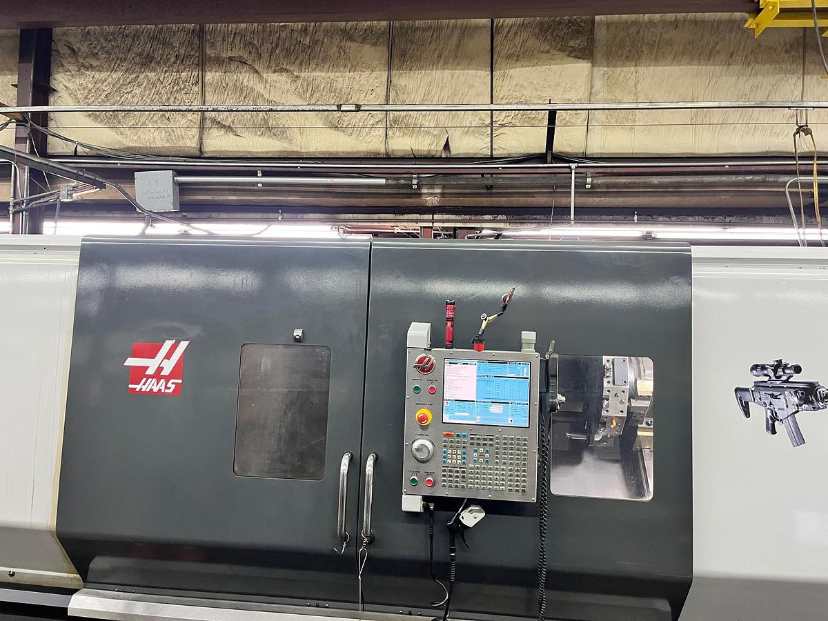 Used 2012 Haas ST-40LB with Long Bed, 6.5" Bar Capacity, Steady Rest Provision, 18" Chuck, Conveyor, Tailstock