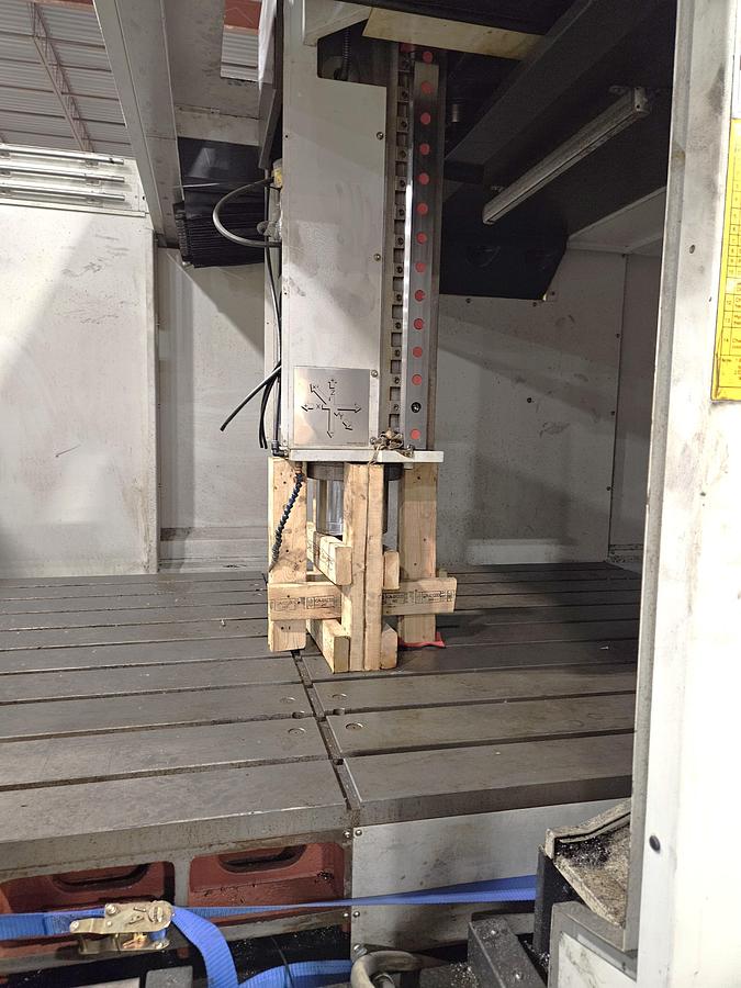 Used 2015 Kao Ming KMC-318 HIS Bridge Mill with Fanuc Control, 30 Station ATC, 10,000 RPM, Tool Probe, Chip Conveyor, 4035 Hours