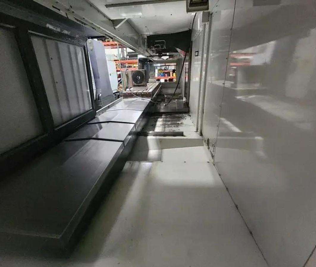 Used 2014 Haas VF-12/40 with Haas HRT-310 4th Axis Rotary Table