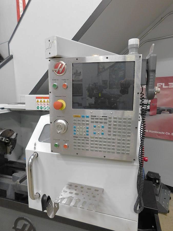 Used 2017 Haas TL-1 with 3" Big Bore Spindle, A2-6" Spindle Nose, Tailstock, Tool Post, Coolant, Remote Jog Handle