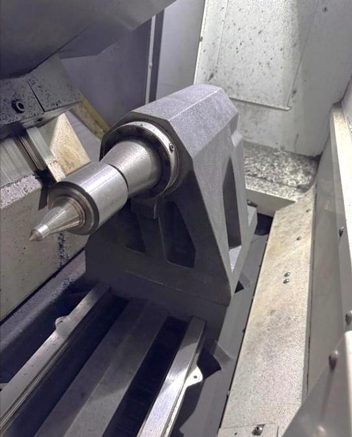 Used 2020 Haas ST30 with Tailstock, Chip Conveyor, Tool Presetter, 10" Chuck, 3" Bar Capacity, 12 Station Turret, 32.5" Max Cut Length