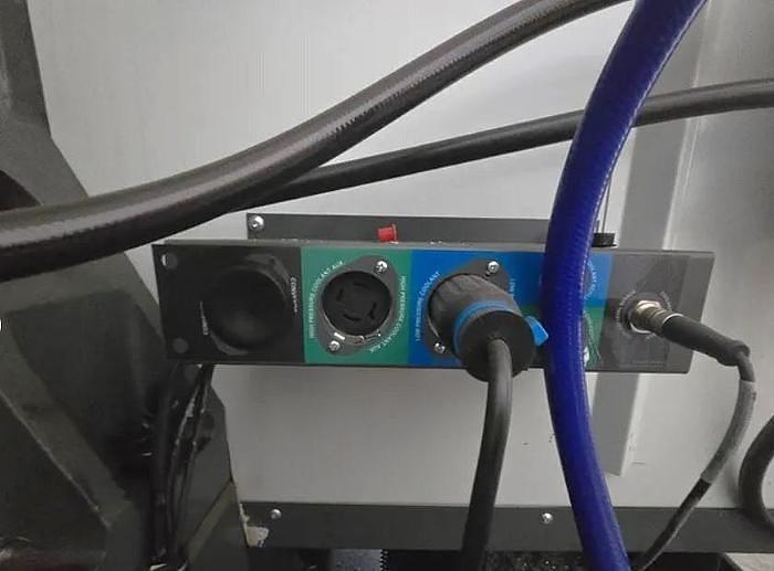 Used 2021 Haas VF-4SS w/ Probing, Prep for Coolant Through the Spindle, 30 Station Side Mounted ATC