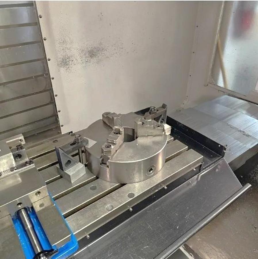 Used 2004 Haas VF4SS with Haas HRT-A6 4th Axis Rotary Table, Coolant Thru Spindle, PCool, Auger and more 