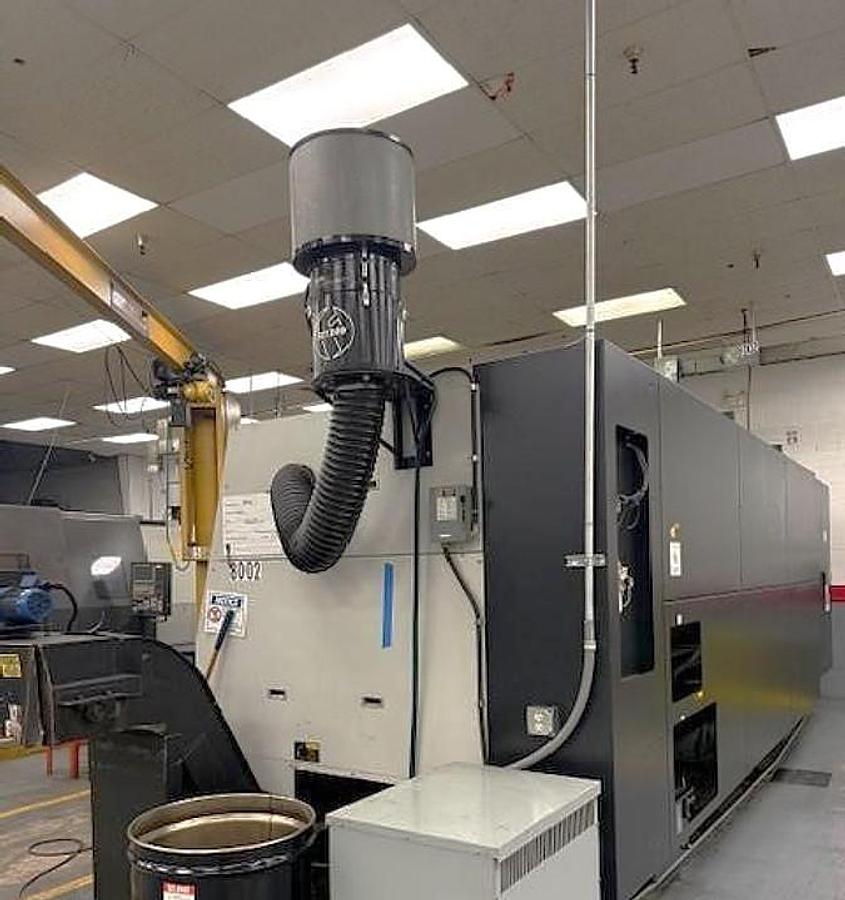 Used 2015 Doosan Puma 800LM with C Axis & Milling, 32" 4 Jaw Manual Chk, 12.6" Bar Cap., 126" Turn Length, New RIP Steady Rest, Tailstock, Conveyor