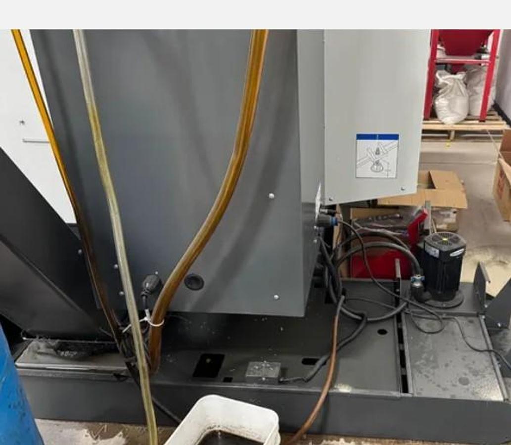 Used 2022 Haas ST-25 Chucker w/ Haas Barfeed with Liners, Tool Presetter, Chip Conveyor, 10" Hydraulic Chuck, Parts Catcher