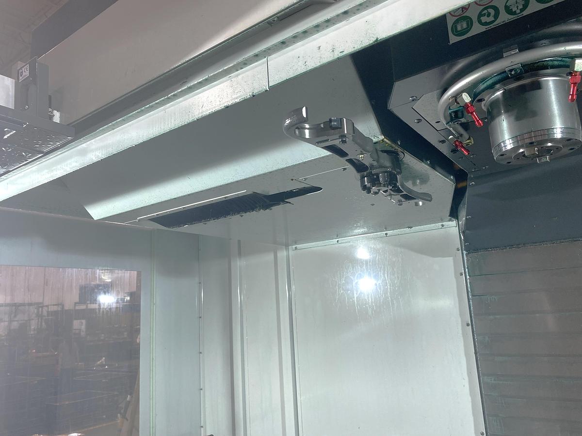 Used 2023 Haas VF8/40 w/ Midaco Pallet Changer, Hydr. Clamping, Extended Z Axis, Probing, 10,000 RPM, Prep for Coolant Thru Spindle