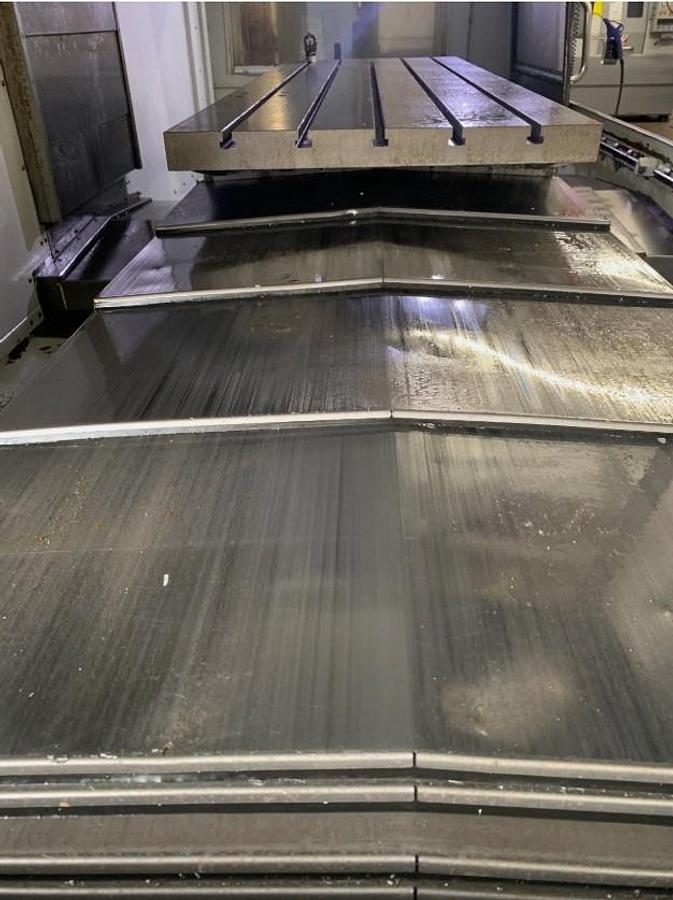 Used 2013 Haas VF7/40 with 10,000 RPM, 40 Station ATC, 4th & 5th Axis Prepped, Probing Package, Pcool, Auger, HSM