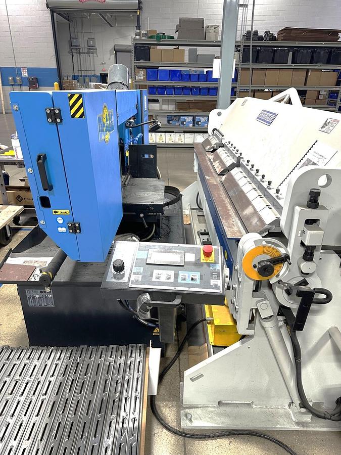 Used 2023 DoAll Model DS-600SA Dual-Miter Semi-Automatic Horizontal Band Saw