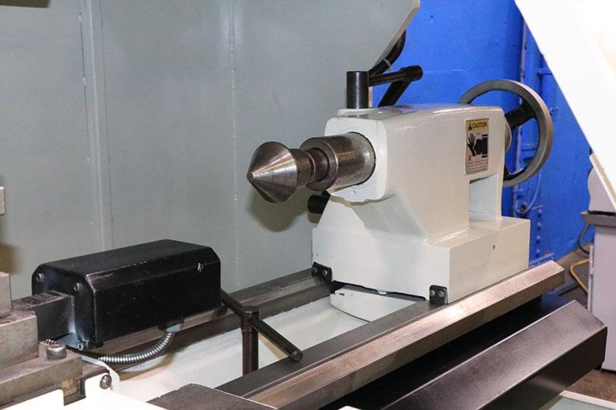 Used 2006 Southwestern Industries TRL 1840SX with Tailstock, 4 Pos. Indexable Turret, 10" Chuck, Geared, SLX Cntrl., Traking, Handwheels