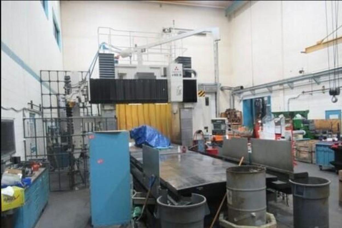 Used 1996 Mitsubishi M-VS25/20 Bridge Style CNC Mill with Head Changer, 5 Sided Machining, 60 ATC