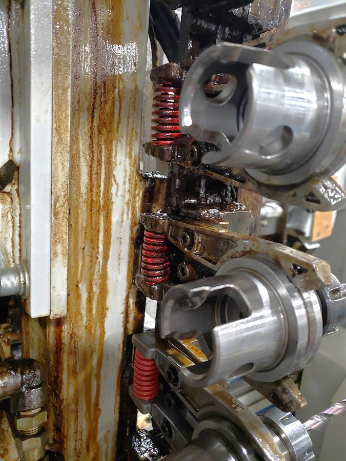 Used 1999 Mazak Integrex 200Y 5 Axis Mill/Turn Lathe with 10,000 RPM Mill Tools