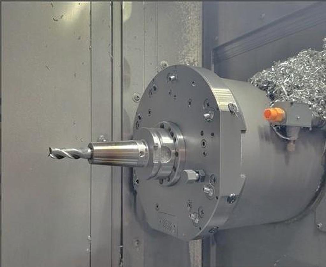 Used 2017 Okuma MB-4000H with 6 Station Rotary Pallet Changer, Full 4th Axis Rotary Tbl, 15k RPM, HSK63 Tpr., HPC, Probing, 64 Pos ATC