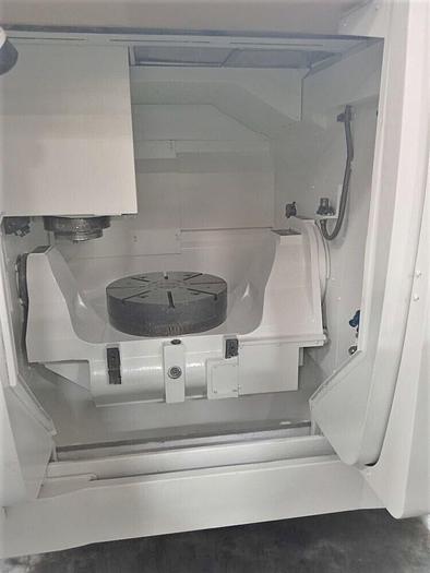 Used 2005 Mazak Variaxis 630-5X