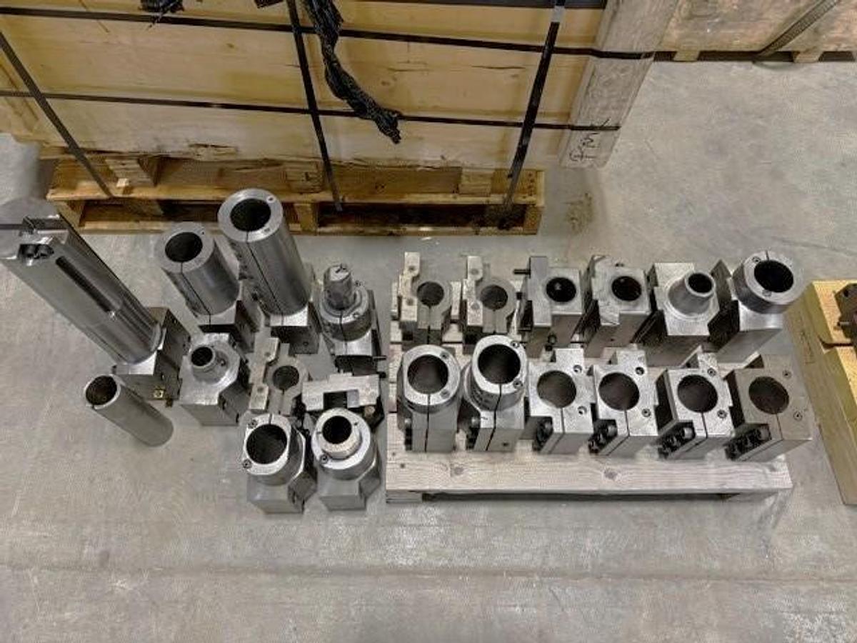 Used 2012 Mazak Nexus QTN 450-II/2000 with 7.24" Bore, 6.5" Bar Capacity, Hydr. Steady Rest, 19.7" Hyd Chuck, Tailstock, Chip Conveyor