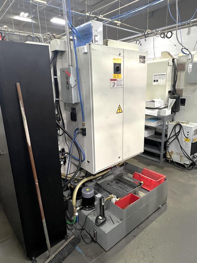 Used 2010 Chevalier Quick Precision QP1620-L VMC with Rigid Tapping, 15,000 RPM, Hi-Spd Machining, BT30 Taper, 20 Pos. ATC, Fanuc 0i-MD Control