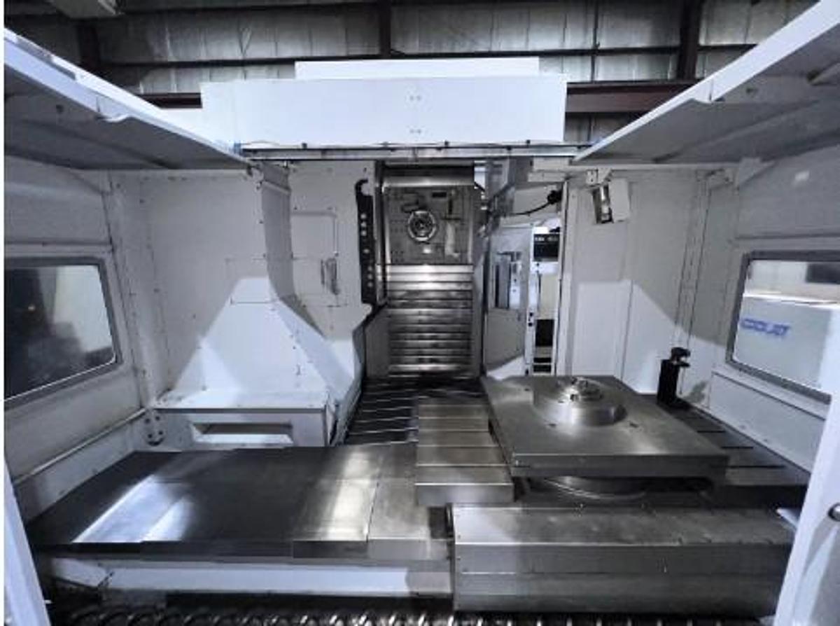 Used 2010 Haas EC-1600ZT w/ Built In 30" Table, Extended Z Axis, HP CTS, Probing, 30 ATC, 7,500 RPM