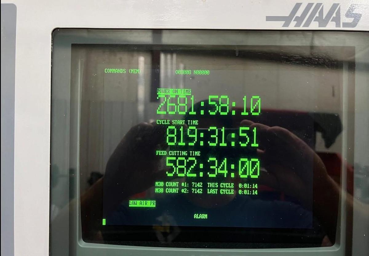 Used 2002 Haas VF-3B with 24 Station Side Mounted ATC, Chip Auger, Pcool, 2 Spd Gearbox, USB Port, 4th Axis Drive, Rigid Tapping