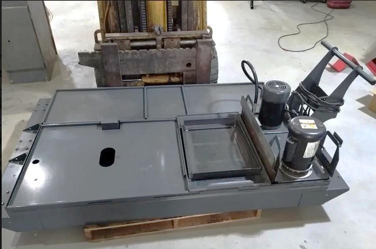 Used 2011 Haas VF-3SS