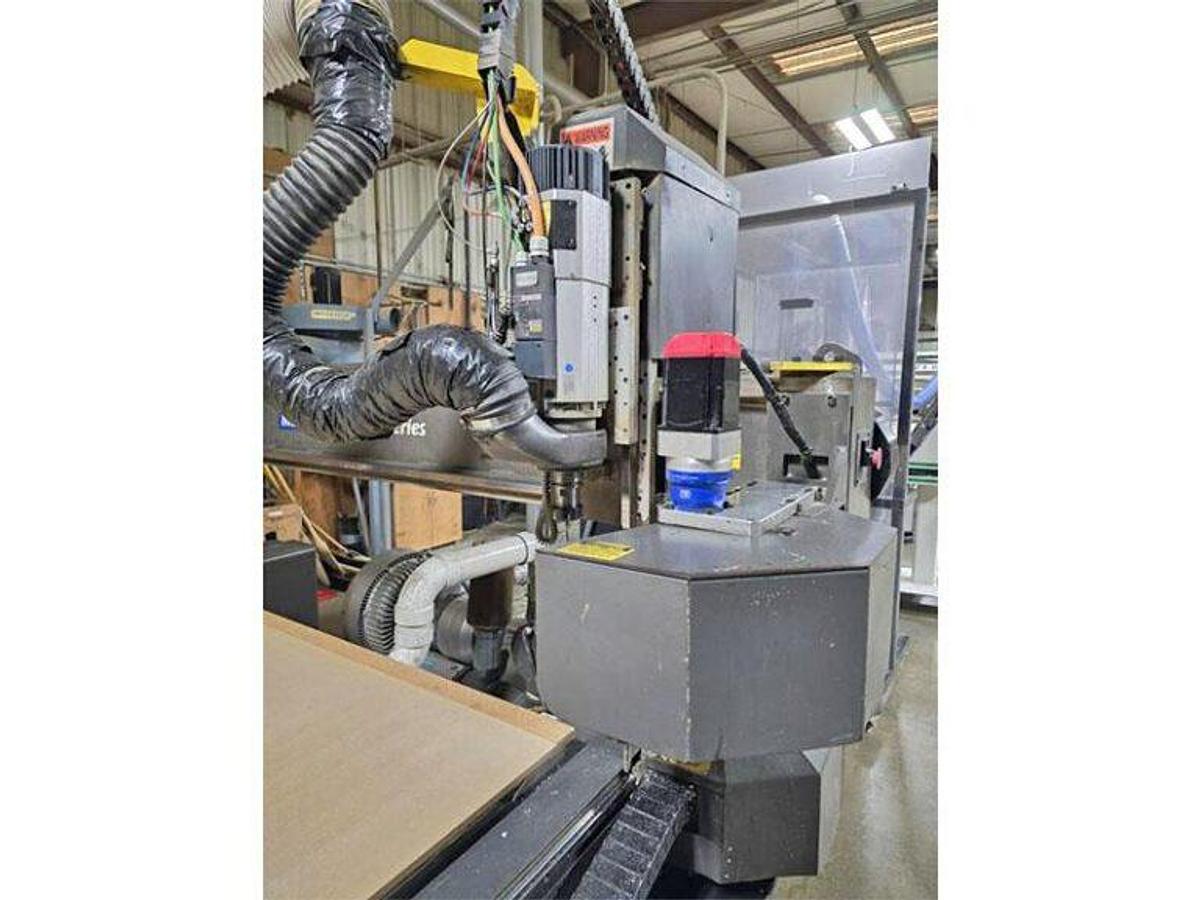 Used 2005 Multicam Series 5000 Router 72"x144" Travels